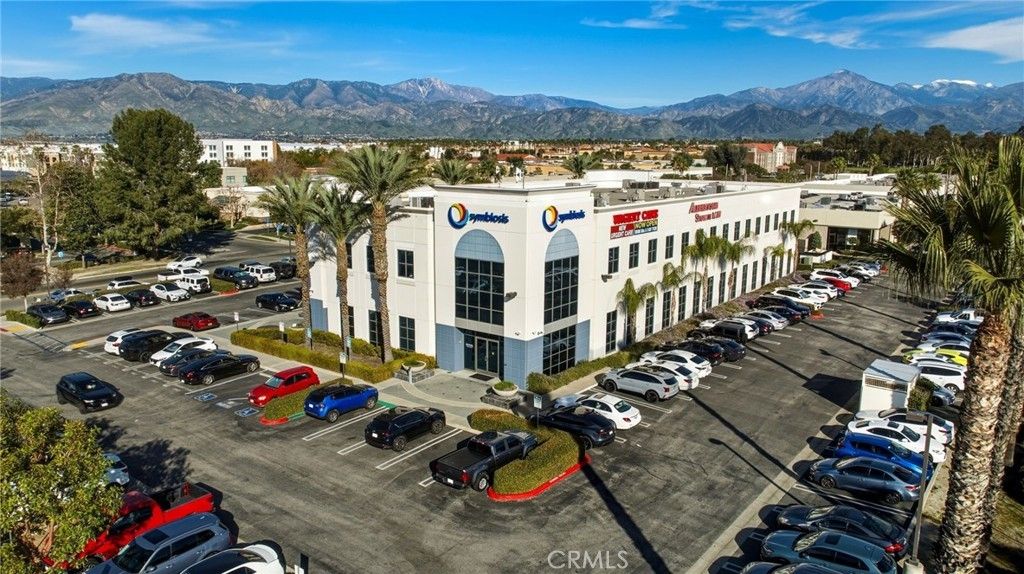 1801 Orange Tree Lane, Redlands