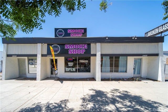 11450 Whittier, Whittier