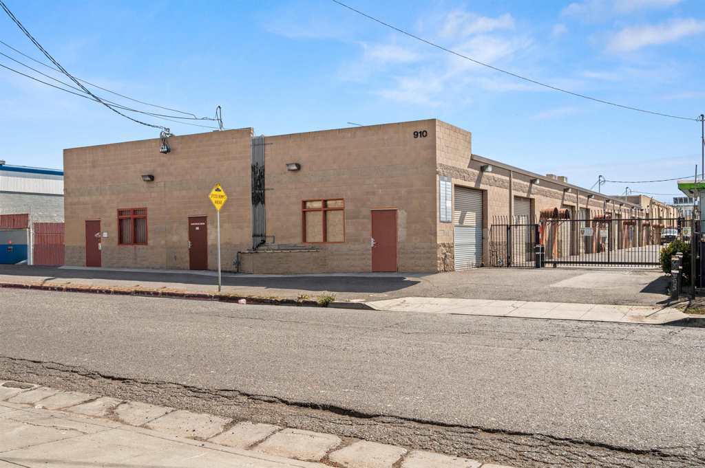 Photo of Listing #41123315