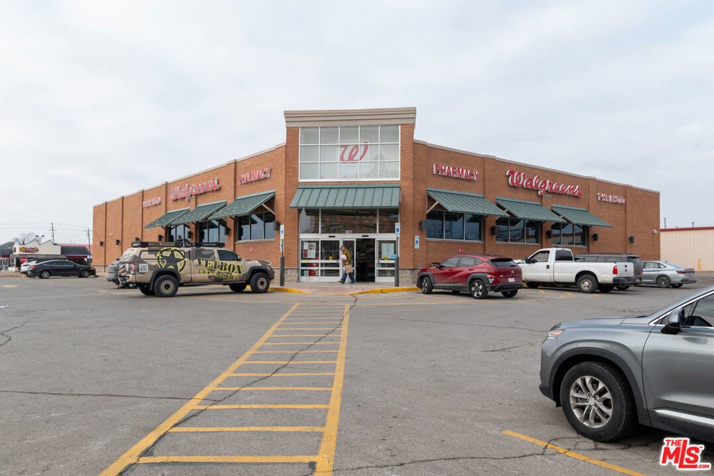 Photo of Listing #26649277