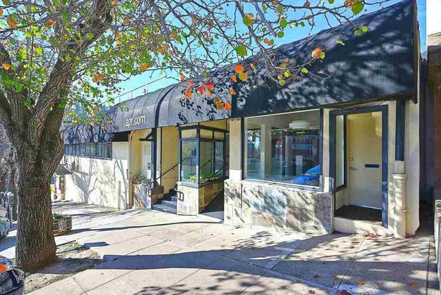 6211 La Salle Ave, Oakland