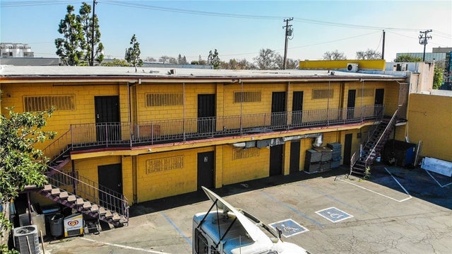 1117 Goodrich, Commerce