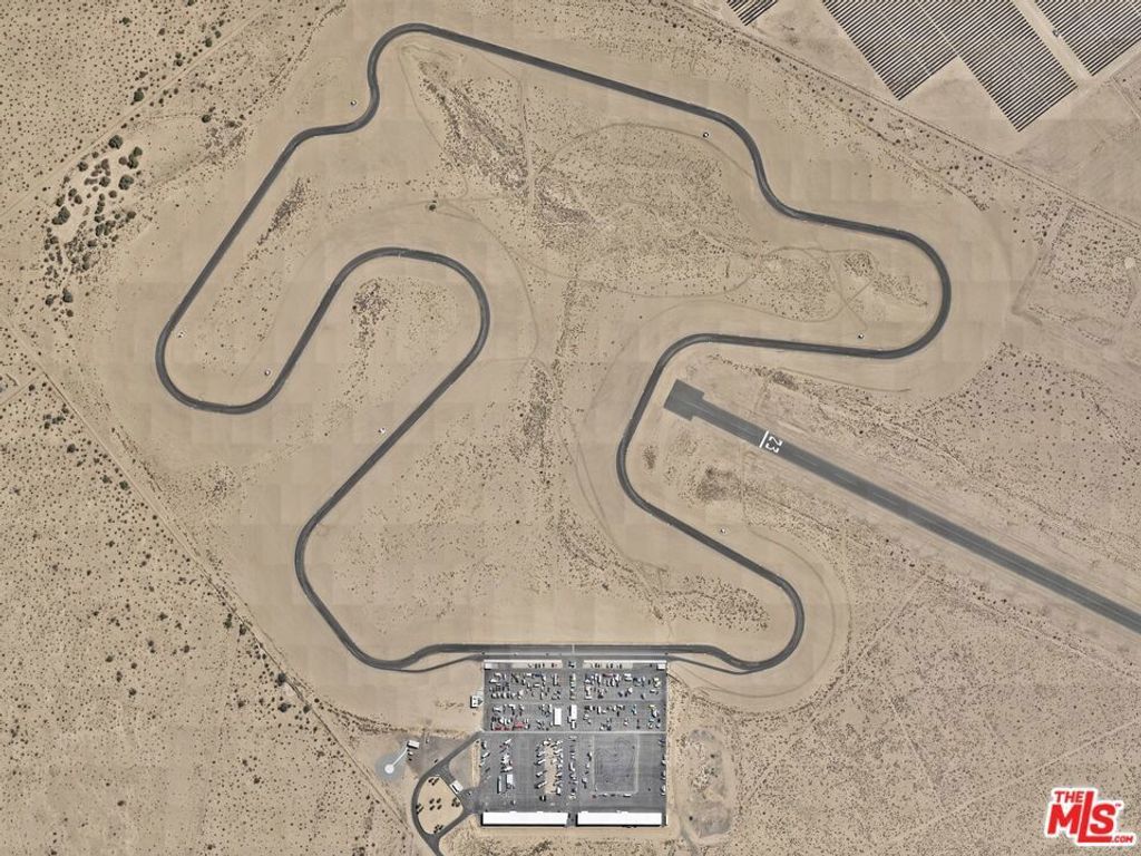 25300 Rice Road, Desert Center