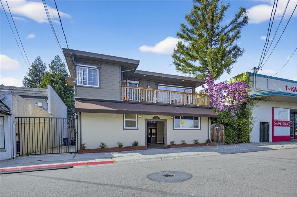 Photo of Listing #41123843