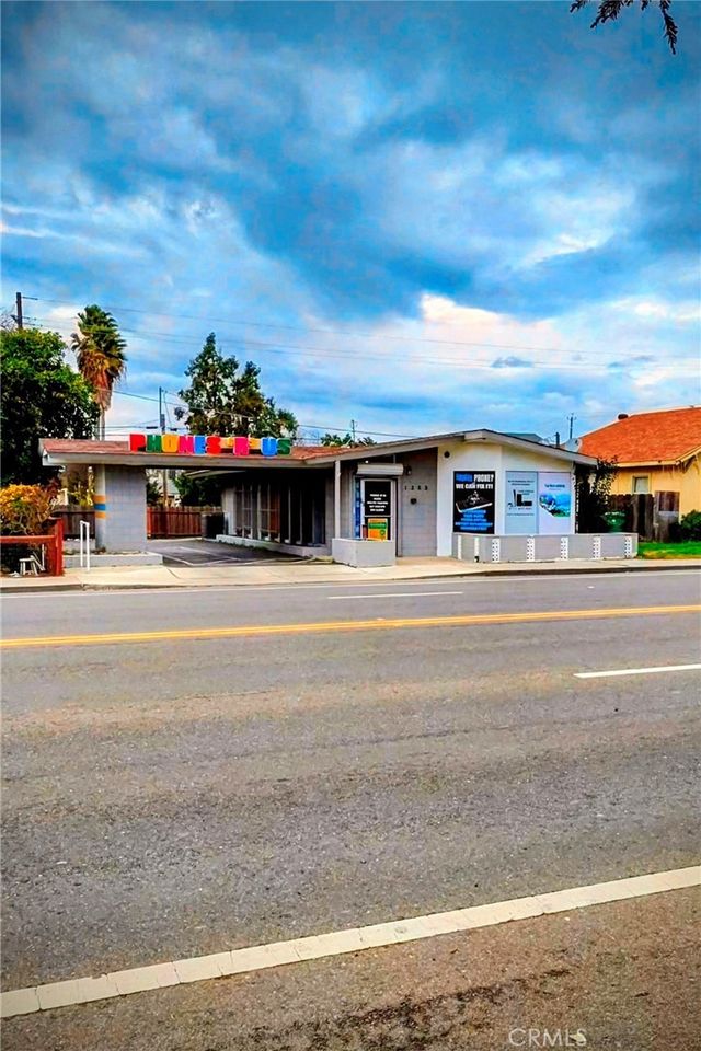 1253 Winton Way, Atwater