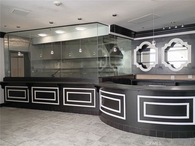 8620 Wilshire, Beverly Hills