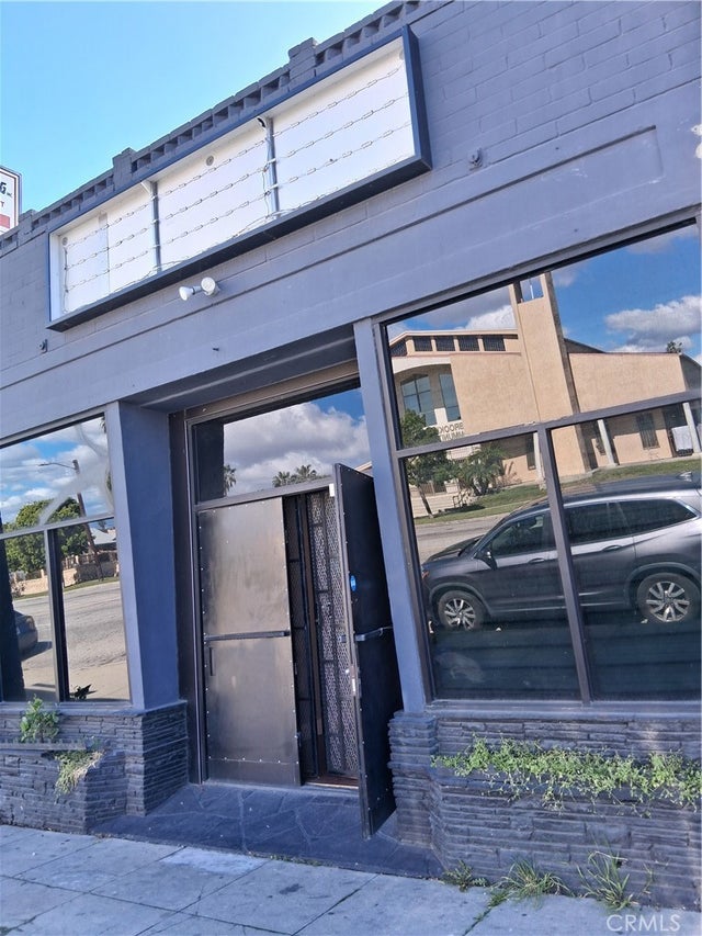 3724 W Slauson, Los Angeles