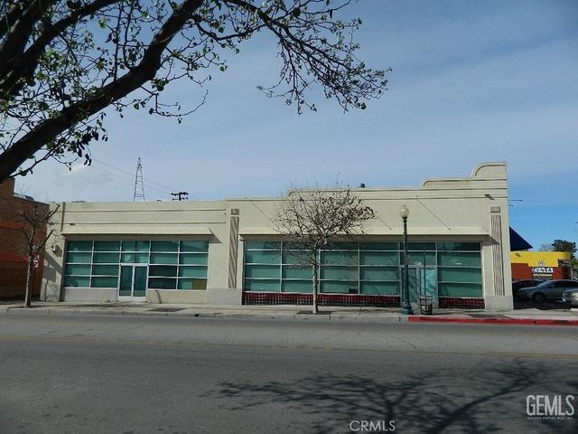 1124 Baker, Bakersfield