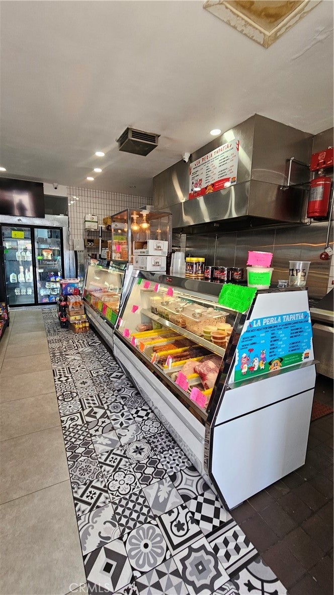 Photo of Listing #TR26041283