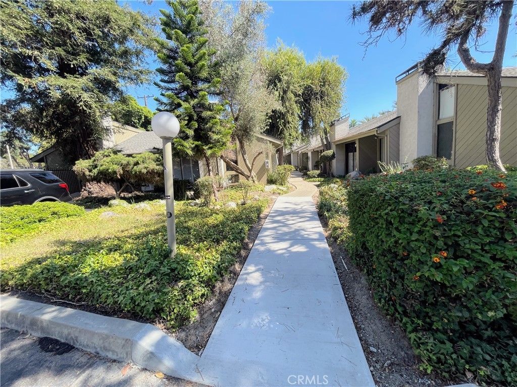 4647 Long Beach Blvd # C1, Long Beach