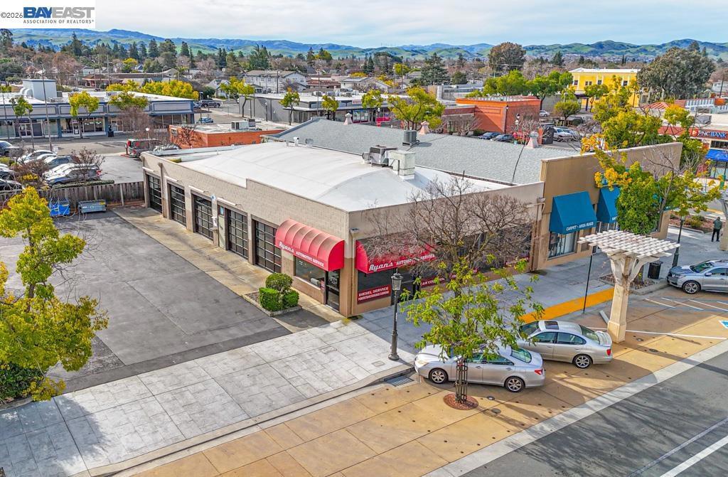 Photo of Listing #41125255