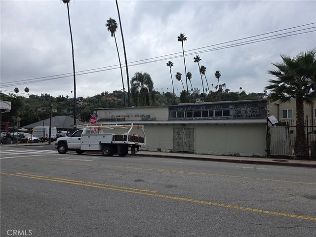 4401 Huntington Drive S, Los Angeles