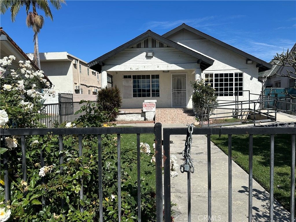 1523 E. First St, Santa Ana
