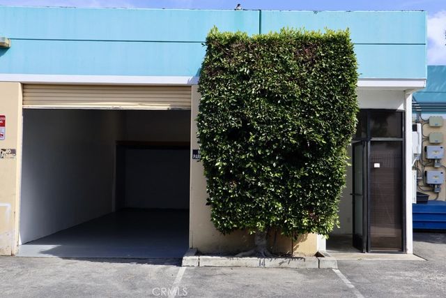 3732 W Century, Inglewood