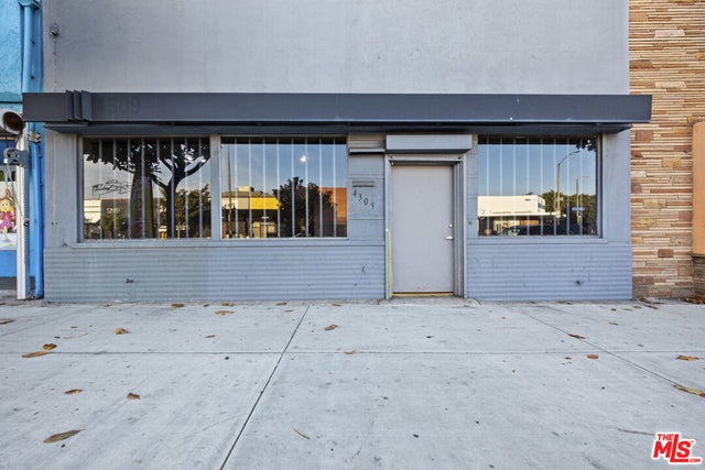 4309 Crenshaw Boulevard, Los Angeles