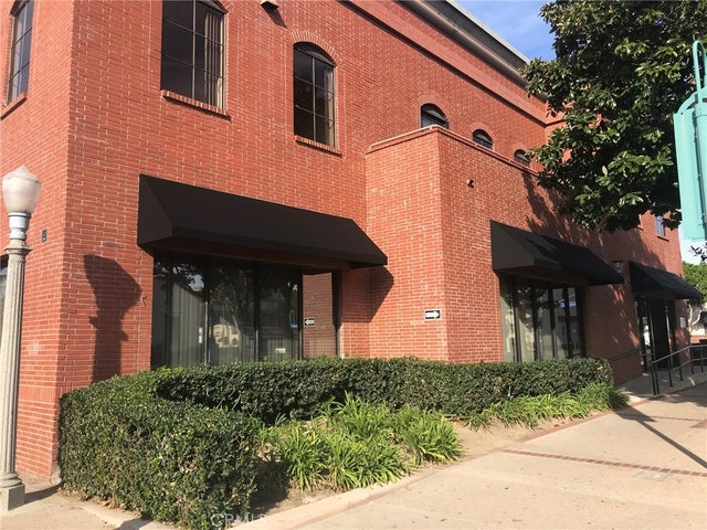 140 E Commonwealth, Fullerton