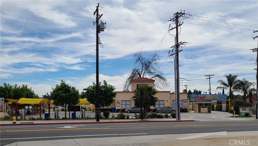 506 W Orange Grove Avenue, Pomona
