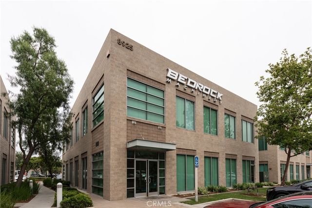8925 Research Drive, Irvine