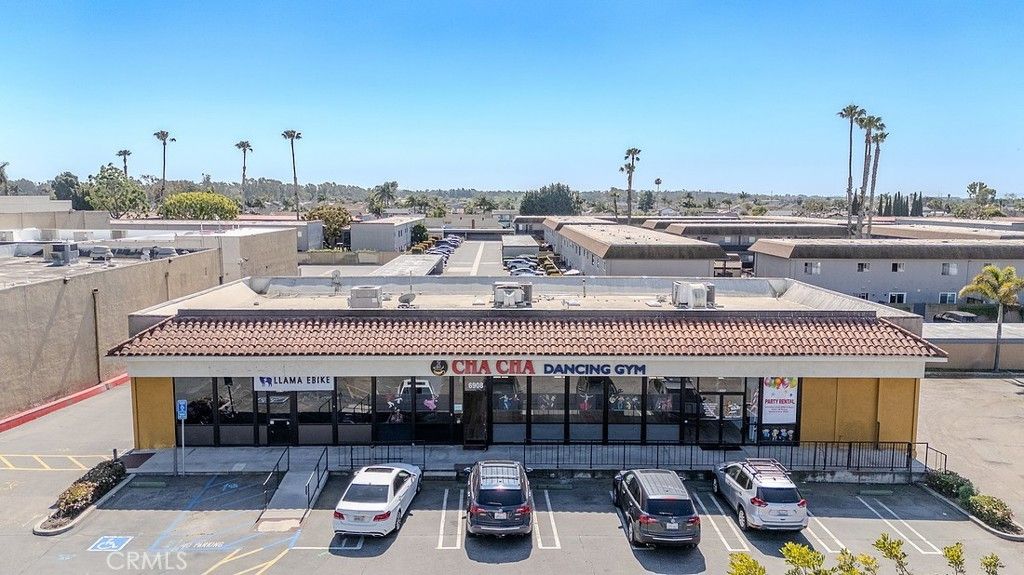 6912 Warner Avenue, Huntington Beach
