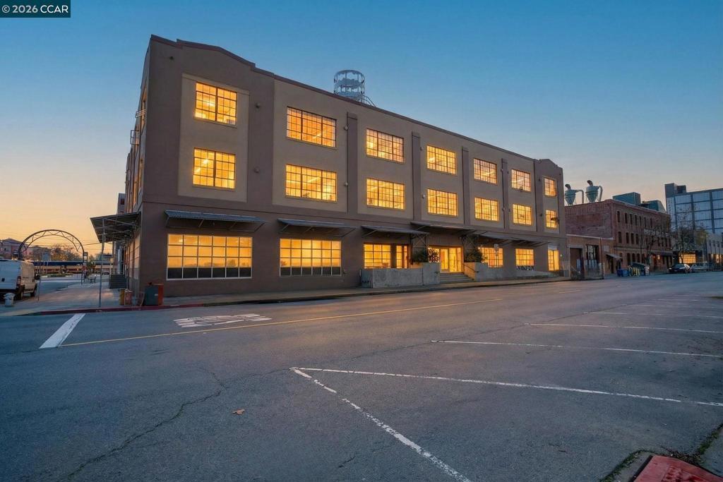 Photo of Listing #41127550