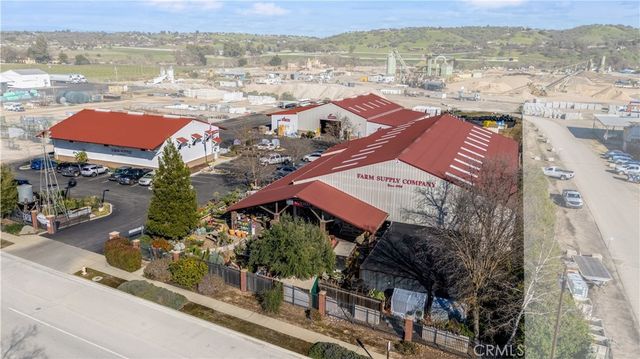 2450 Ramada Drive, Paso Robles