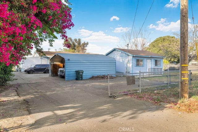 17860 Taylor Avenue, Bloomington