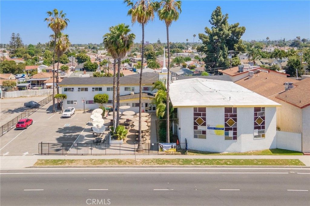 400 S Santa Fe, Compton