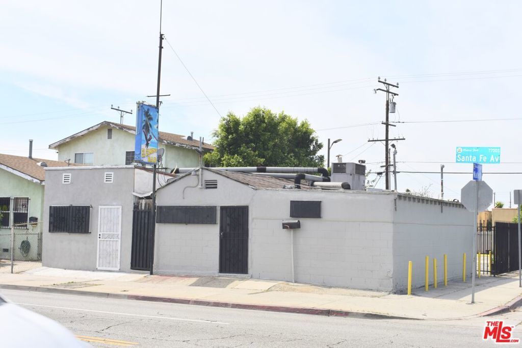 7701 Santa Fe Avenue, Huntington Park
