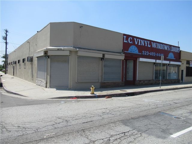 1644 E Compton Boulevard, Compton