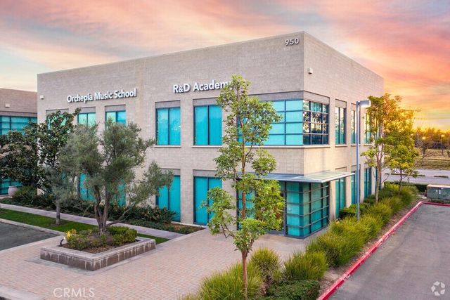 950 Roosevelt, Irvine