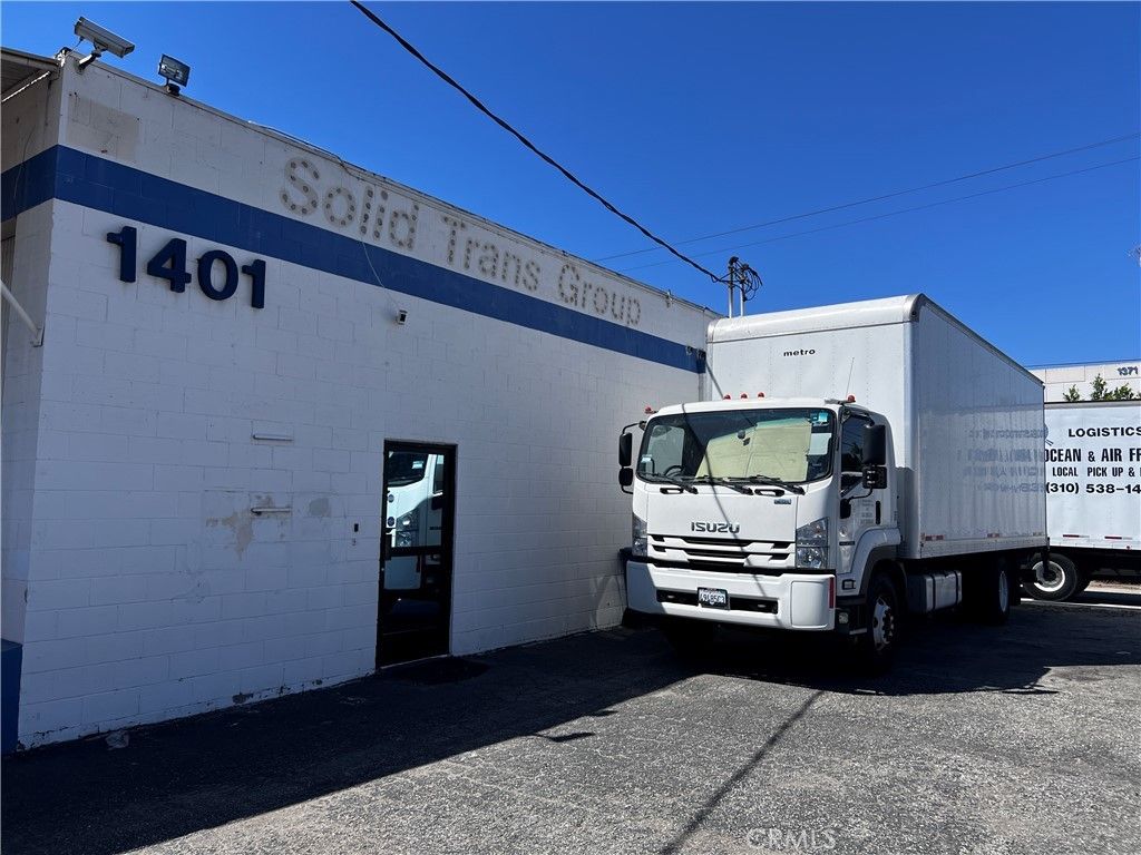 1401 S Santa Fe, Compton