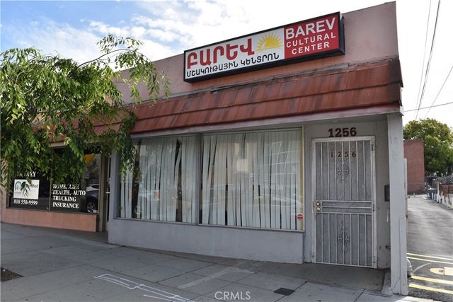 1256 S Glendale Avenue, Glendale