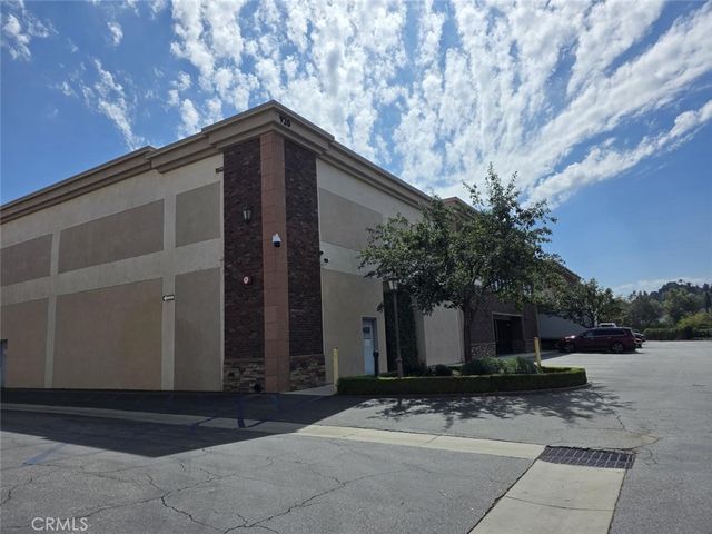 920 Palomares, La Verne