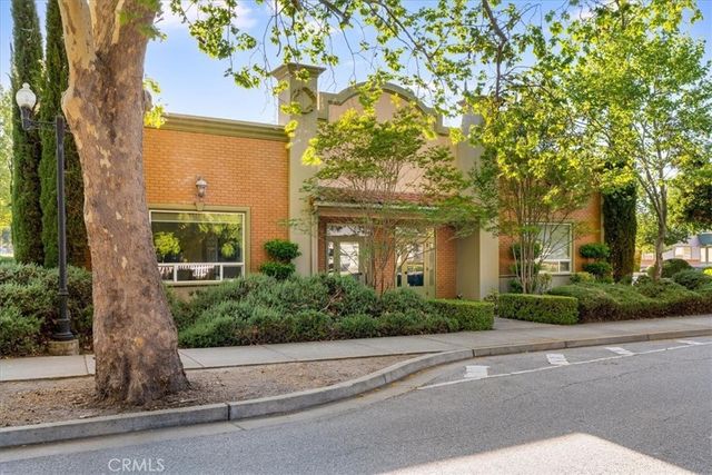 7090 Atascadero, Atascadero