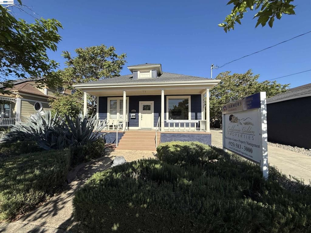 2426 2nd St, Livermore