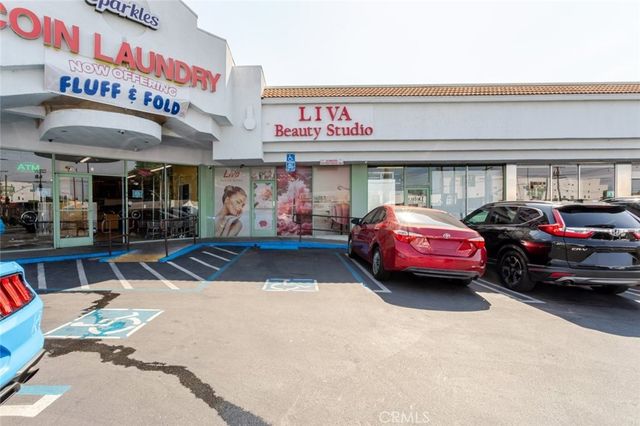 13521 Sherman Way, Van Nuys