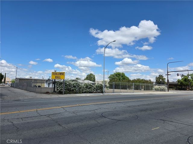 1445 Tuolumne, Fresno