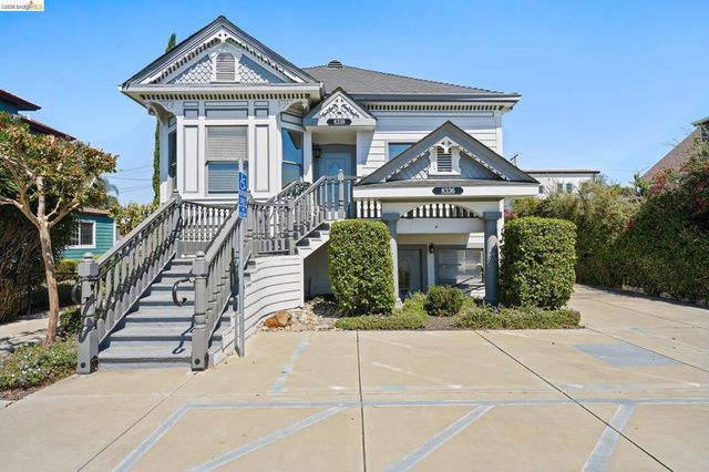 8336 Brentwood Blvd, Brentwood