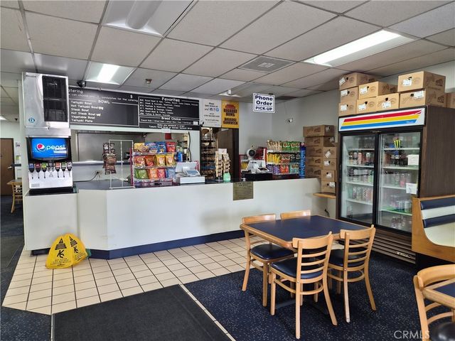 1159 Iowa, Riverside