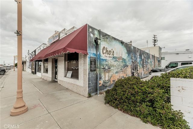 2030 E Front, Selma