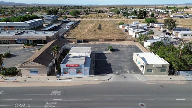 11328 11374 Bartlett Avenue, Adelanto