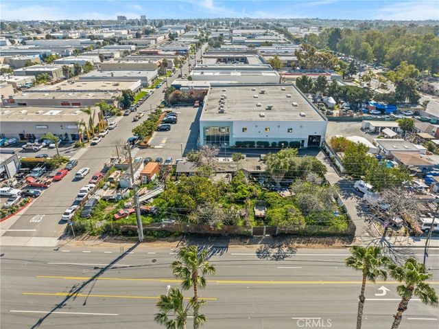 7412 Slater Avenue E, Huntington Beach
