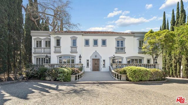 4526 Wilshire Boulevard, Los Angeles