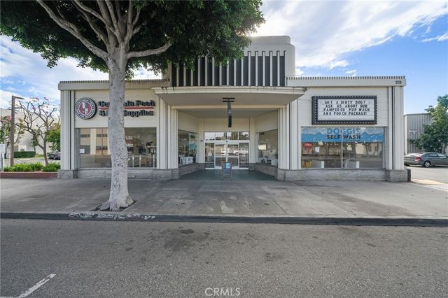218 W Commonwealth, Fullerton