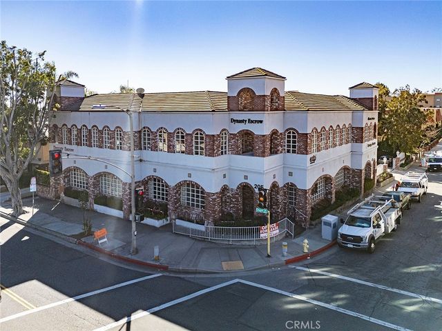 205 S Chapel Avenue, Alhambra