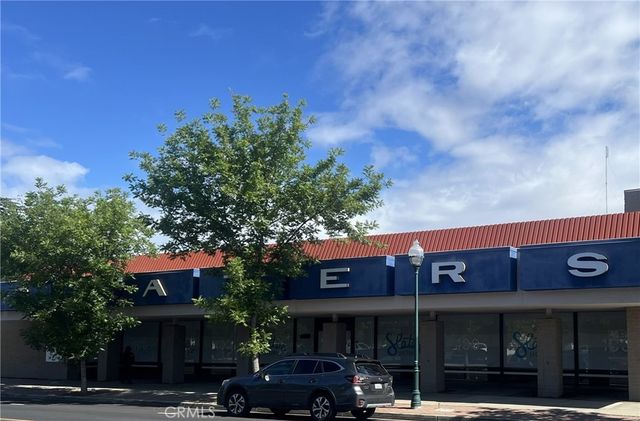 345 W 18th, Merced