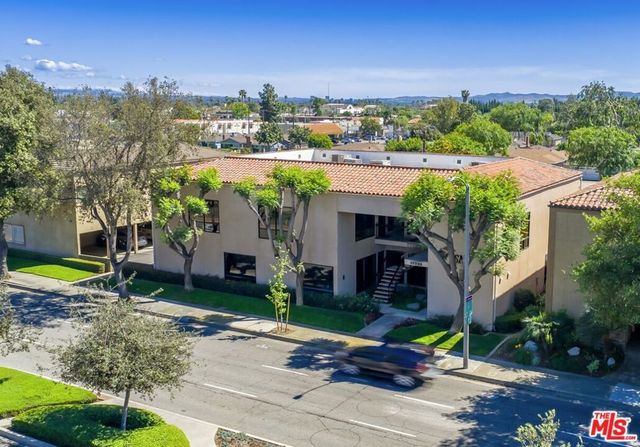 17722 Irvine Boulevard, Tustin