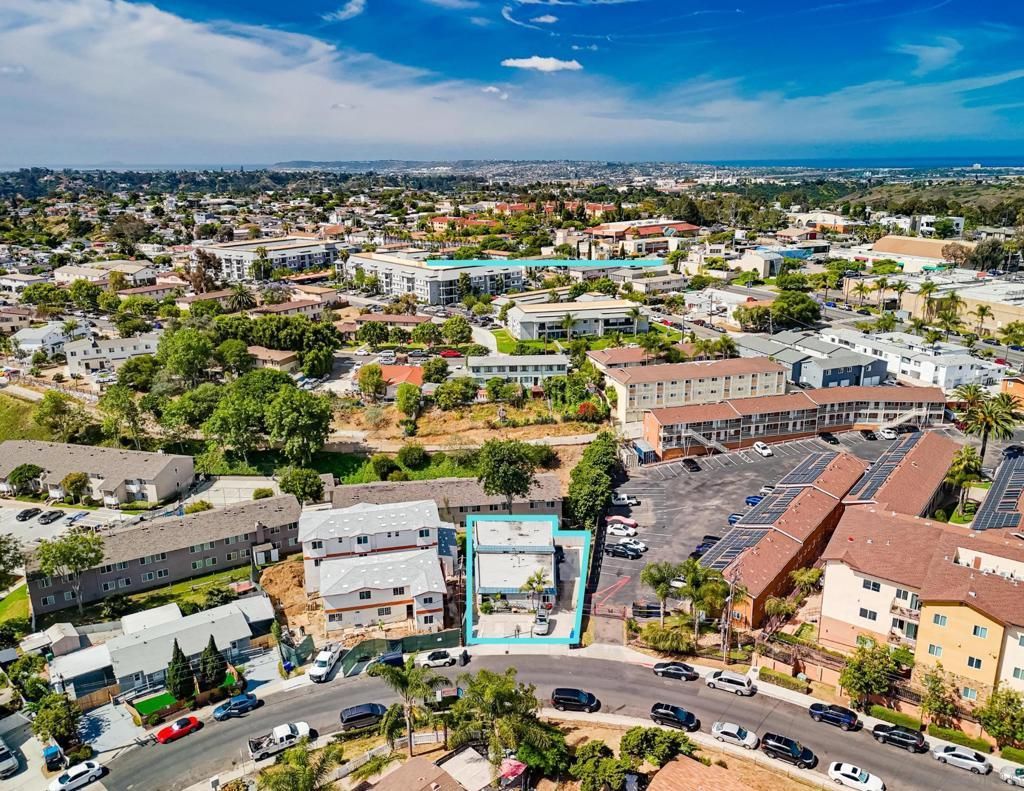 2240 W Dunlop, San Diego
