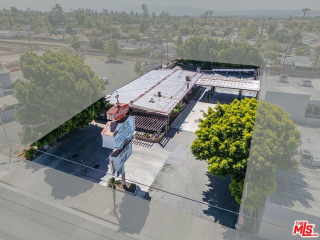530 E Foothill Boulevard, Pomona