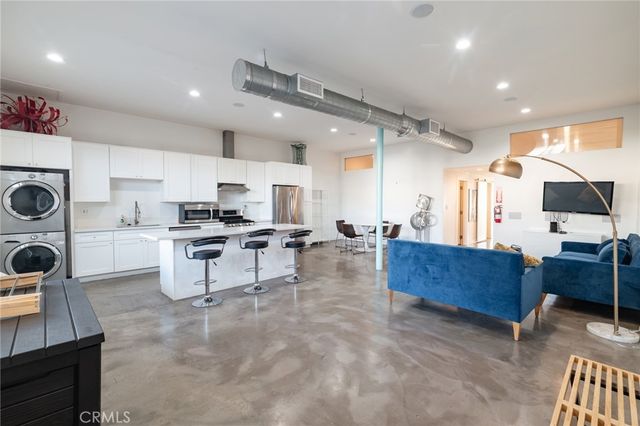 5655 E Beverly, Los Angeles